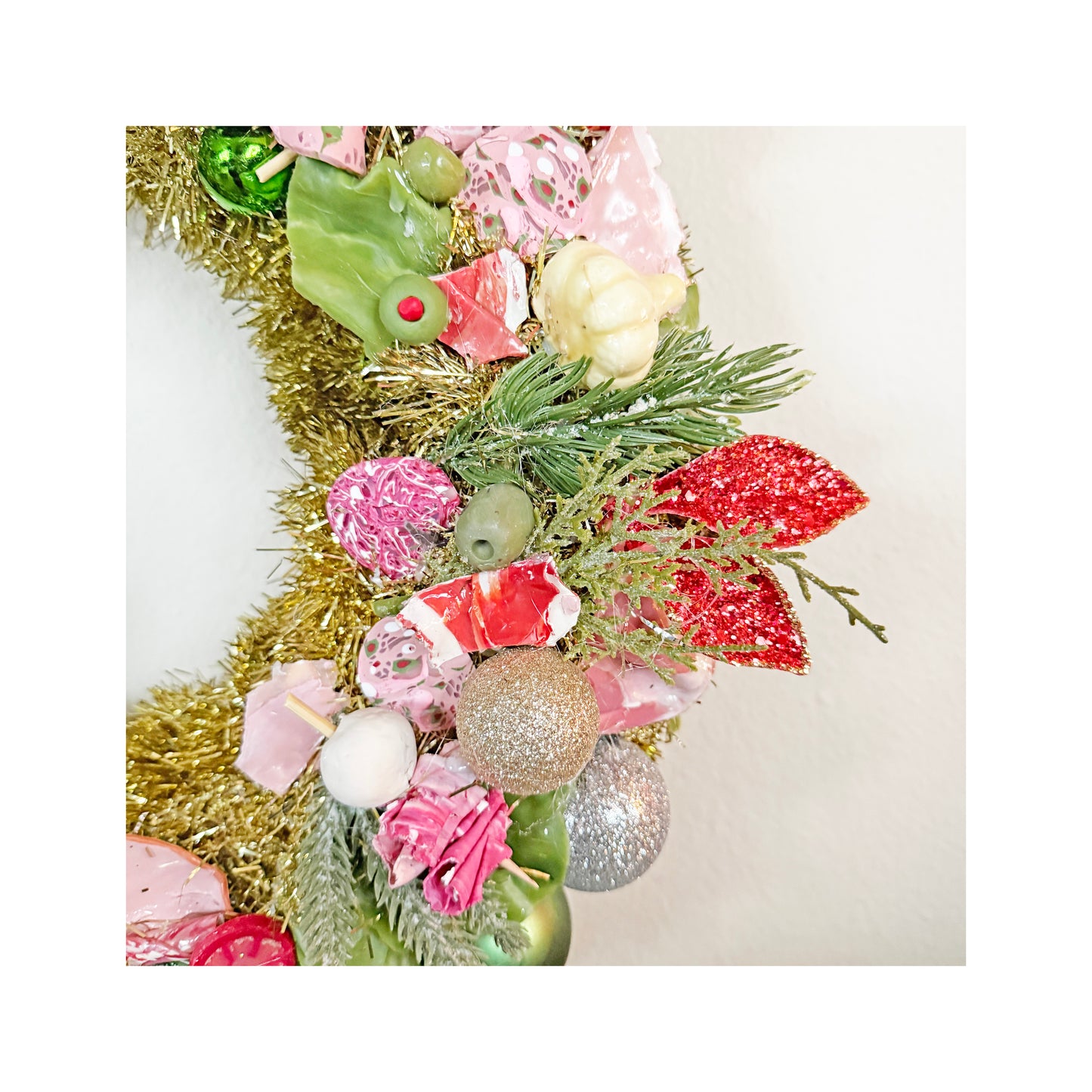 Deluxe Meatmas 19" Wreath