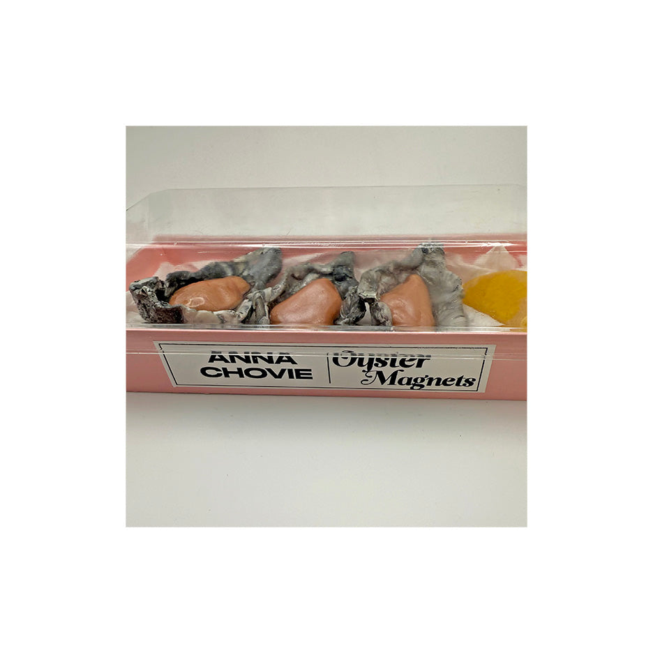 Three Large Oysters Magnet Set