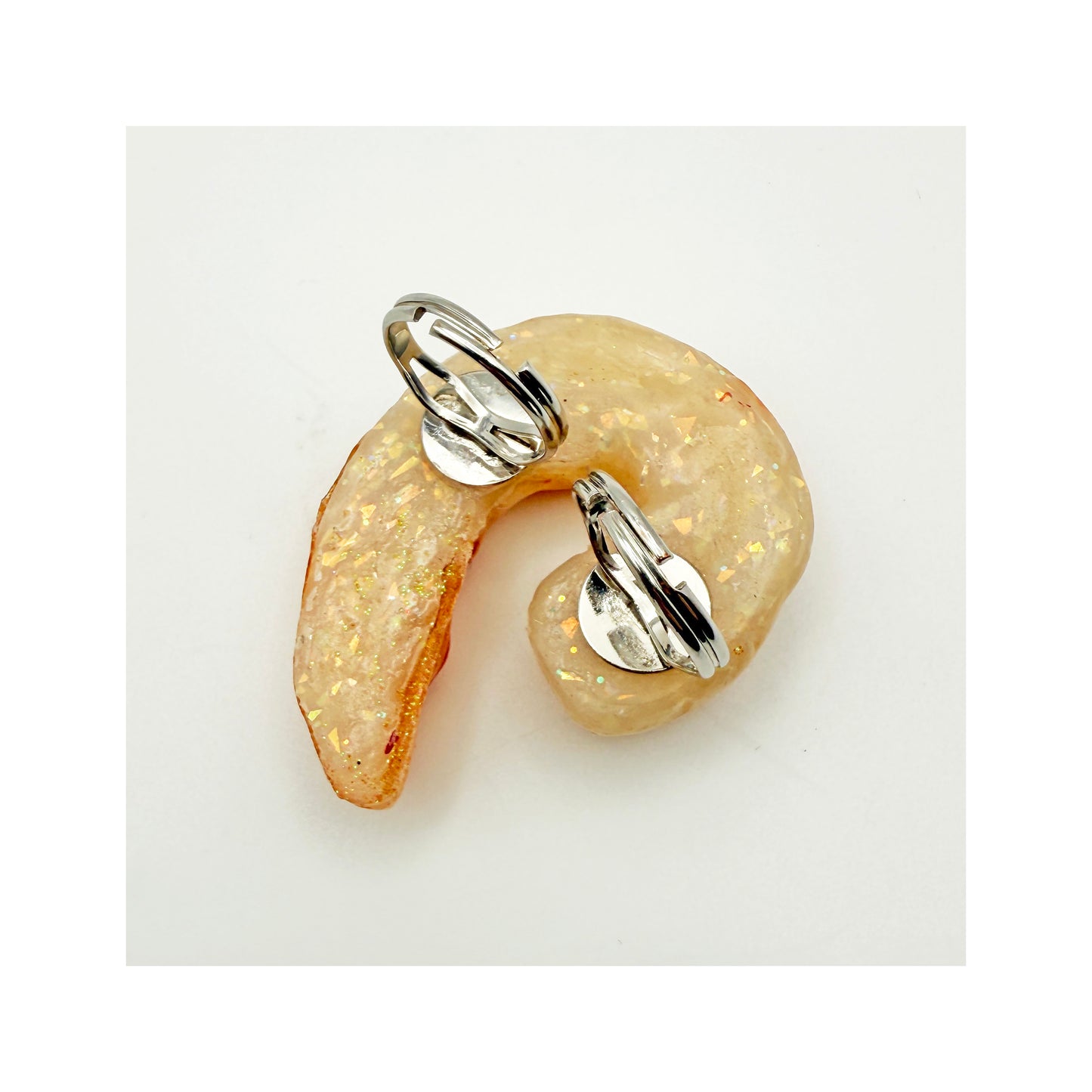 Shrimp Knuckles 2 Finger Ring