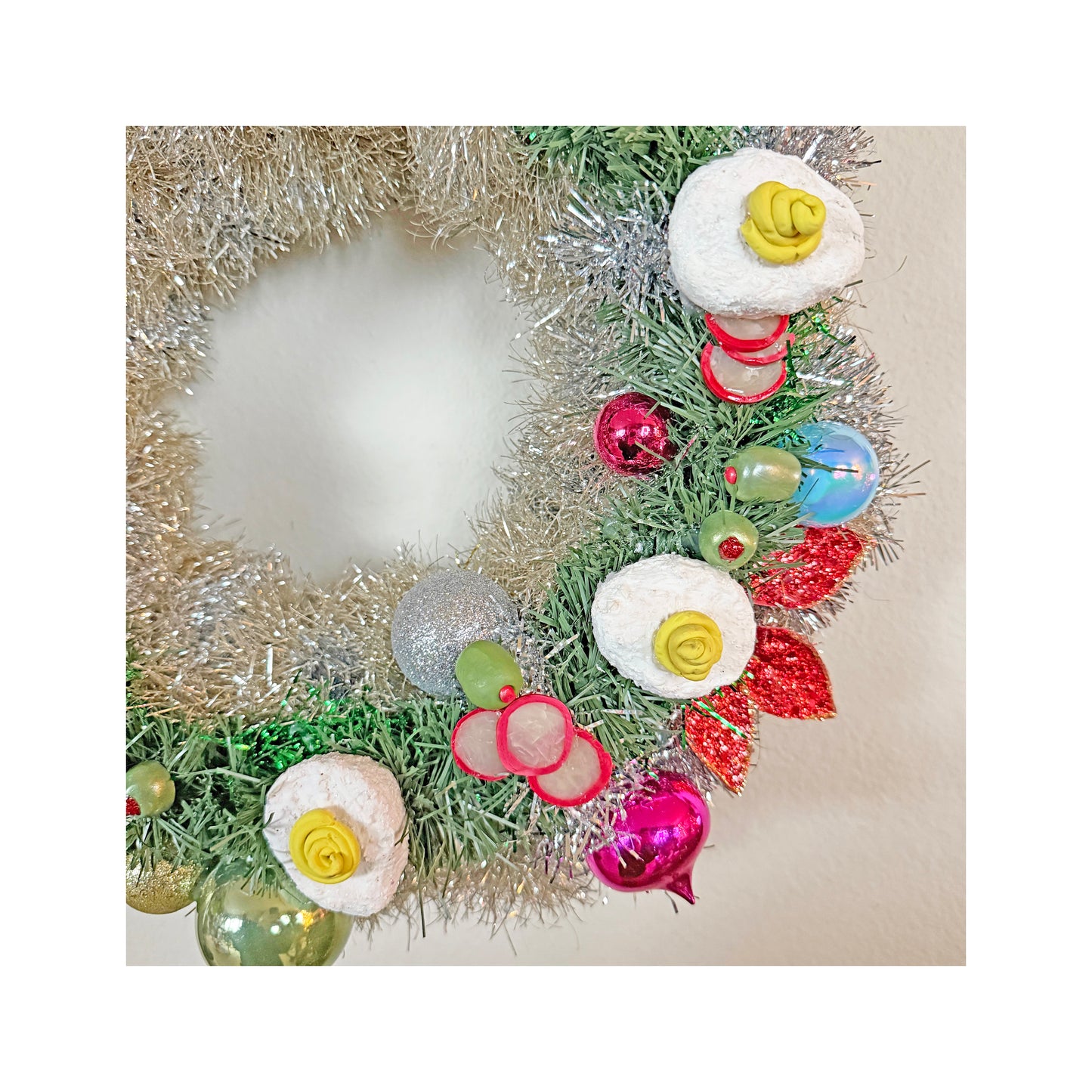 Deluxe Deviled Egg 17" Wreath