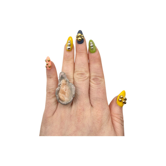 Gleaming Oyster Adjustable Ring